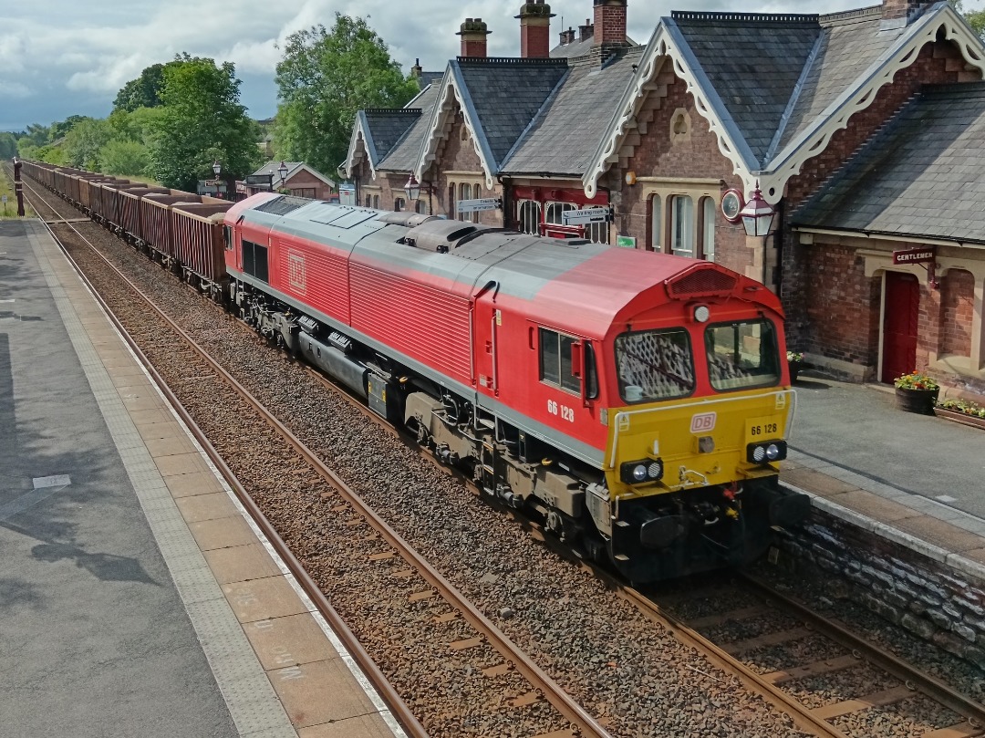 Whistlestopper on Train Siding: DB Cargo class 66/1 No. #66128 passing Appleby this morning working the later running 6M97 2222 Tees Dock to New Biggin British
Gypsum.