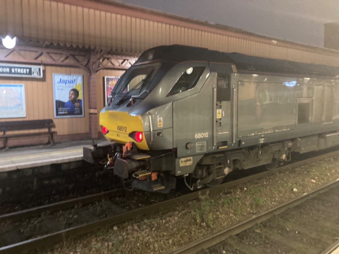 Theo555 on Train Siding: Today was by far one of the best Train days I've had since moving to the UK, I went out with my mate @George on a daytrip around
West Midlands...