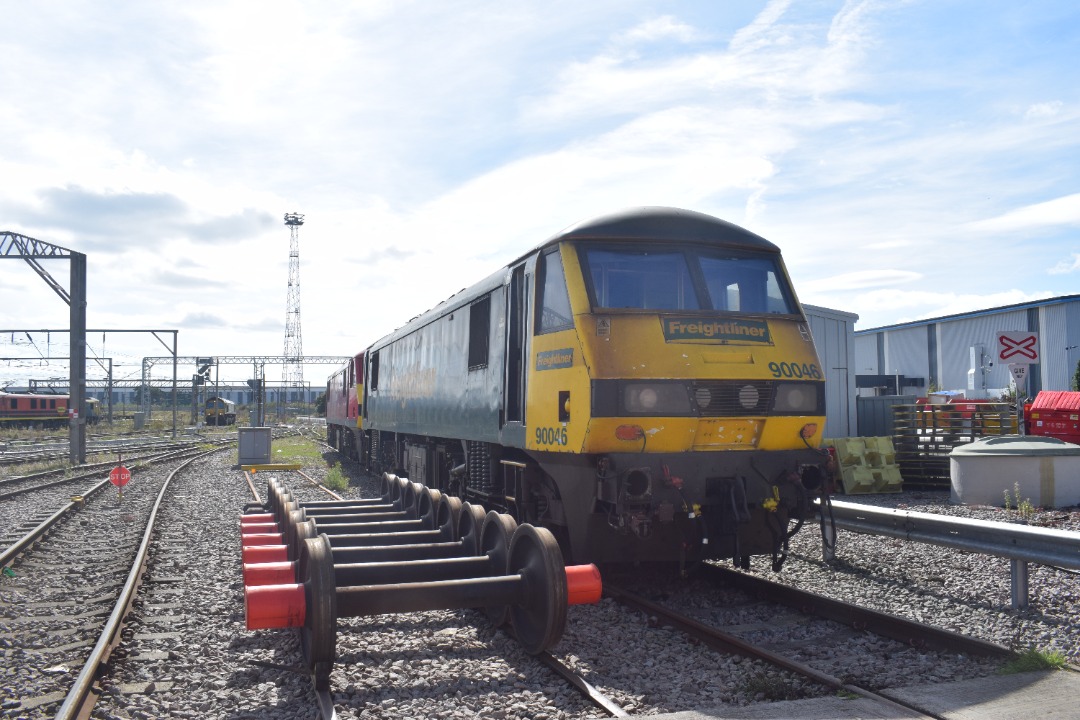 Hardley Distant on Train Siding: On Saturday 14th September 2024, I was lucky enough to be part of a tour of Crewe Basford Hall Yard courtesy of the Intercity
Railway...