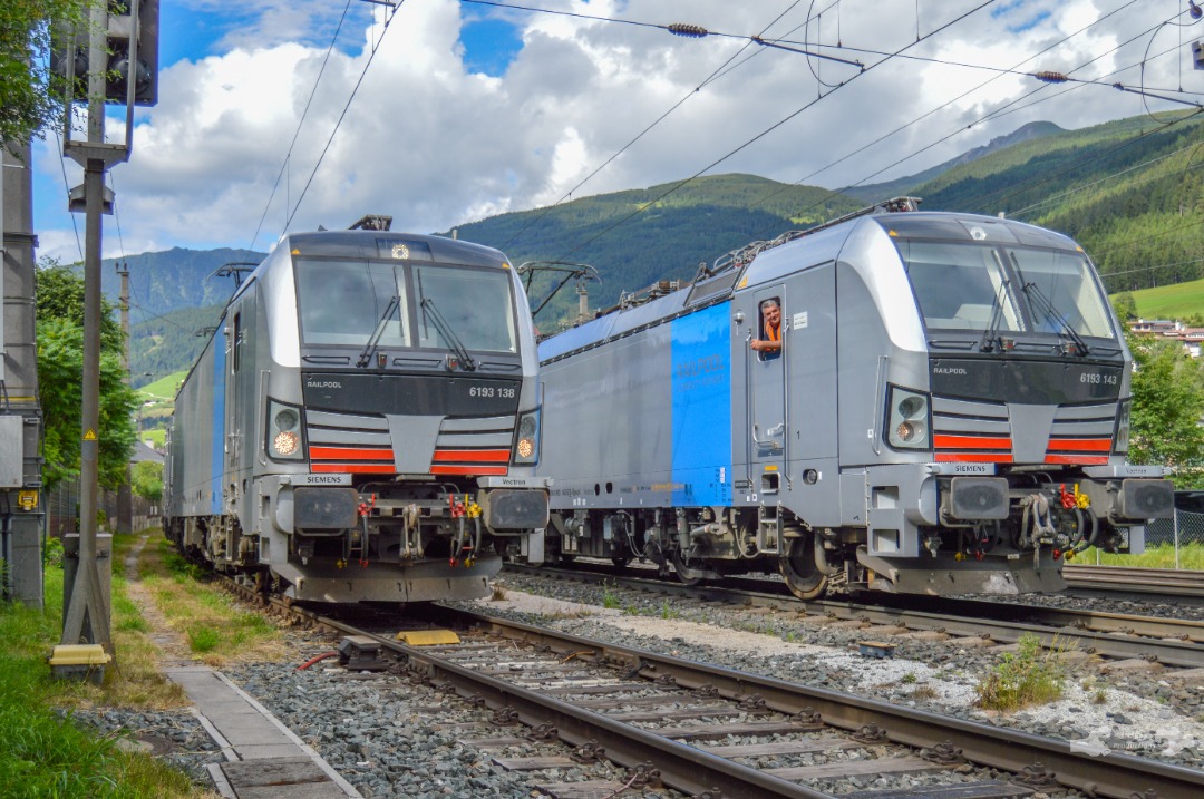 Adam L. on Train Siding: A duet of Locomotion Trains with both trains being led with another duet of RailPool Vectrons are seen waiting for a clear block
towards...