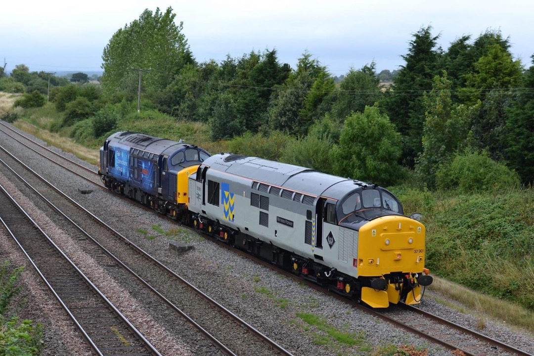 Inter City Railway Society on Train Siding: 37901+37800 arrive for a pathing stop in Elford Loop en route from Derby RTC to Tyseley TMD