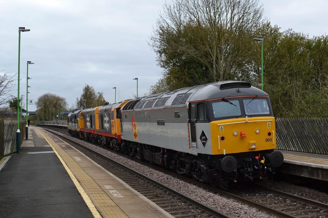 Inter City Railway Society on Train Siding: 57003+20118+20132+37409 passing Tamworth running as the 0Z34 Crewe Holding Sidings - Barrow Hill LIP. Re routed via
Sutton...