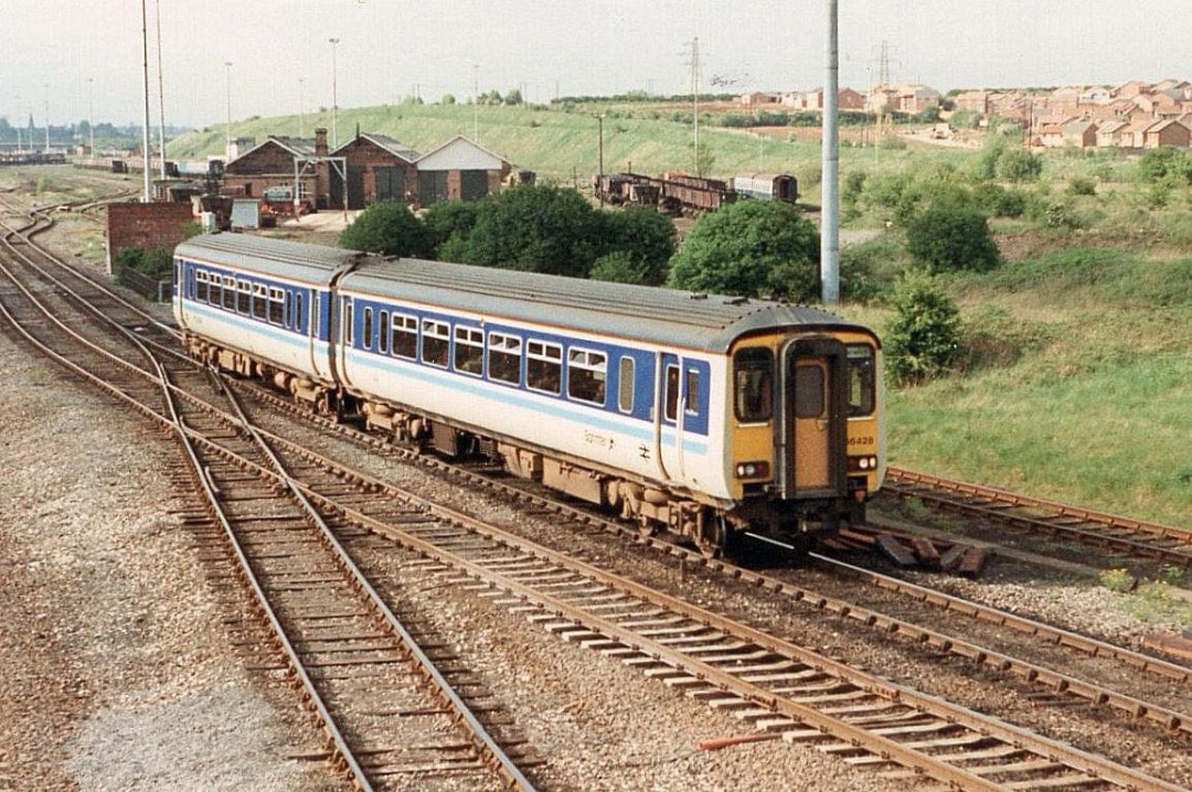 Inter City Railway Society on Train Siding: Sprinter 156428 passes through Toton with 14:14 Blackpool North - Harwich Parkeston Quay