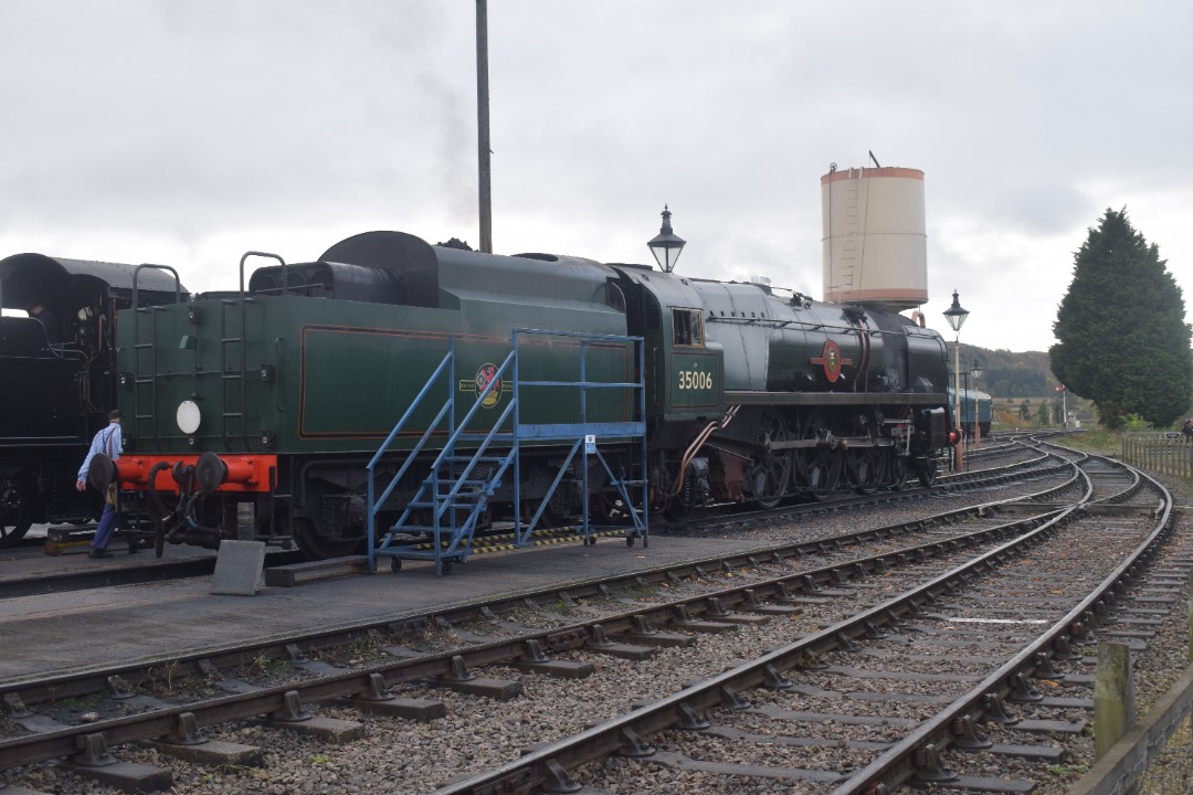 Hardley Distant on Train Siding: HERITAGE: On Tuesday 29th October I took a trip down to Gloucestershire to visit the Gloucestershire & Warwickshire
Railway.