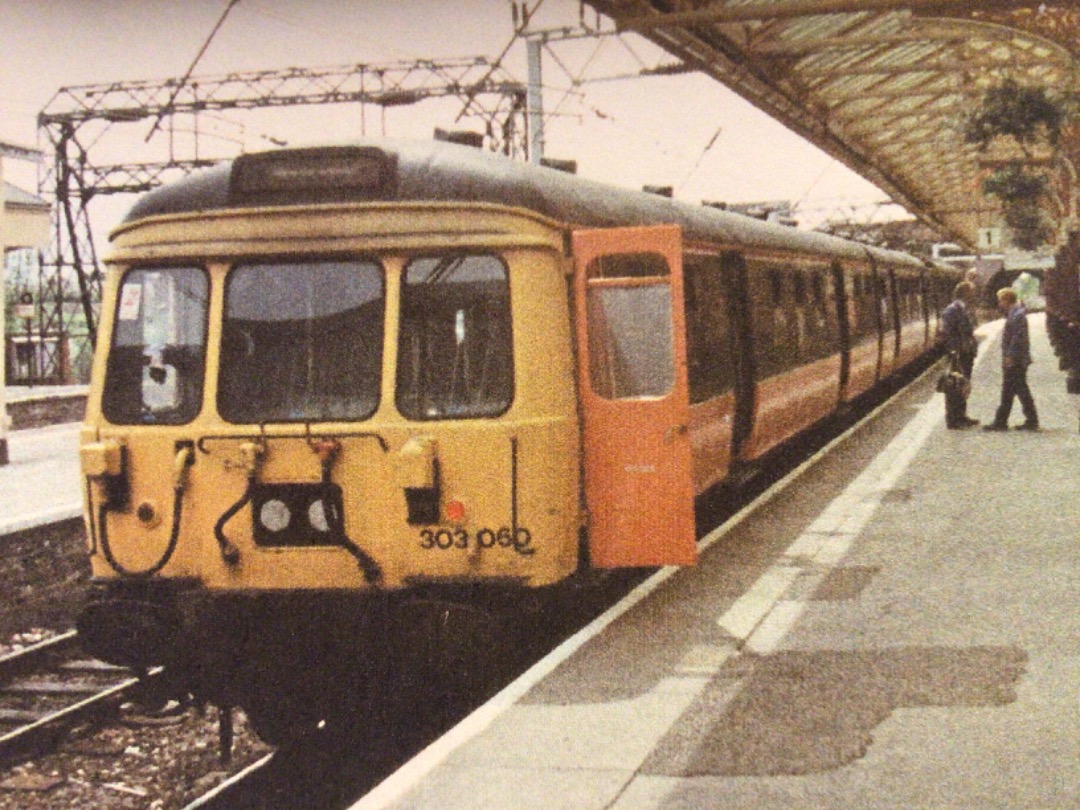 Alex Coomber on Train Siding: A Class 303. 303060. In the similar. But less striking Great Manchester Livery No. 303060 loads up at Altrincham in August 1989.
These...