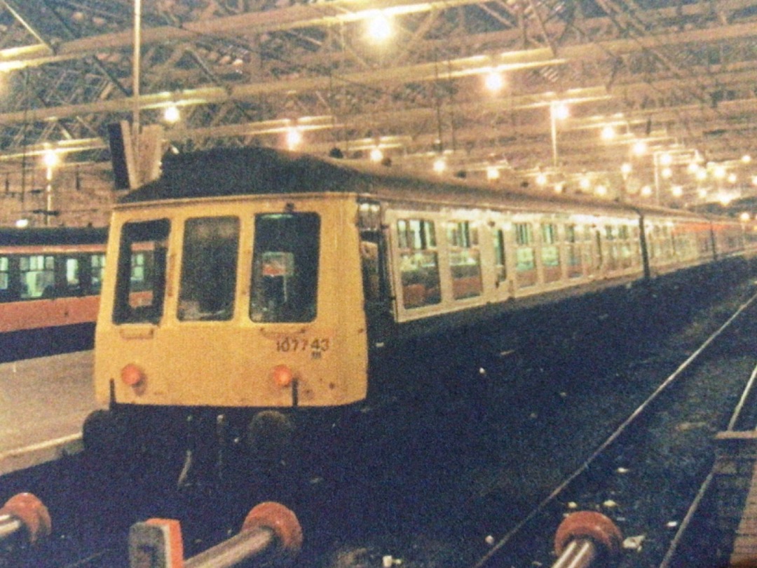 Alex Coomber on Train Siding: A Class 107. No.107743 built at BR Derby Works for Scottish Region local services between December 1960 and June 1961. The class
members...