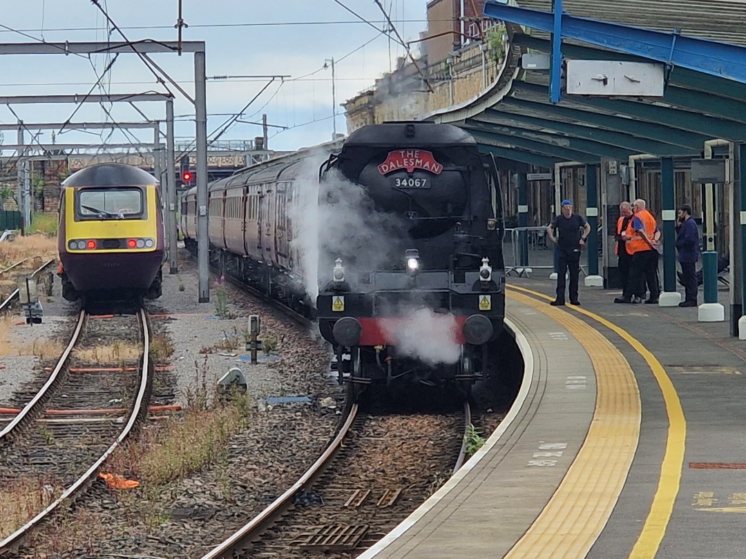 Nathaniel on Train Siding: Some pictures of 34067 'Tangmere' at Carlisle Station today and also a class 43 and 57 in the background.