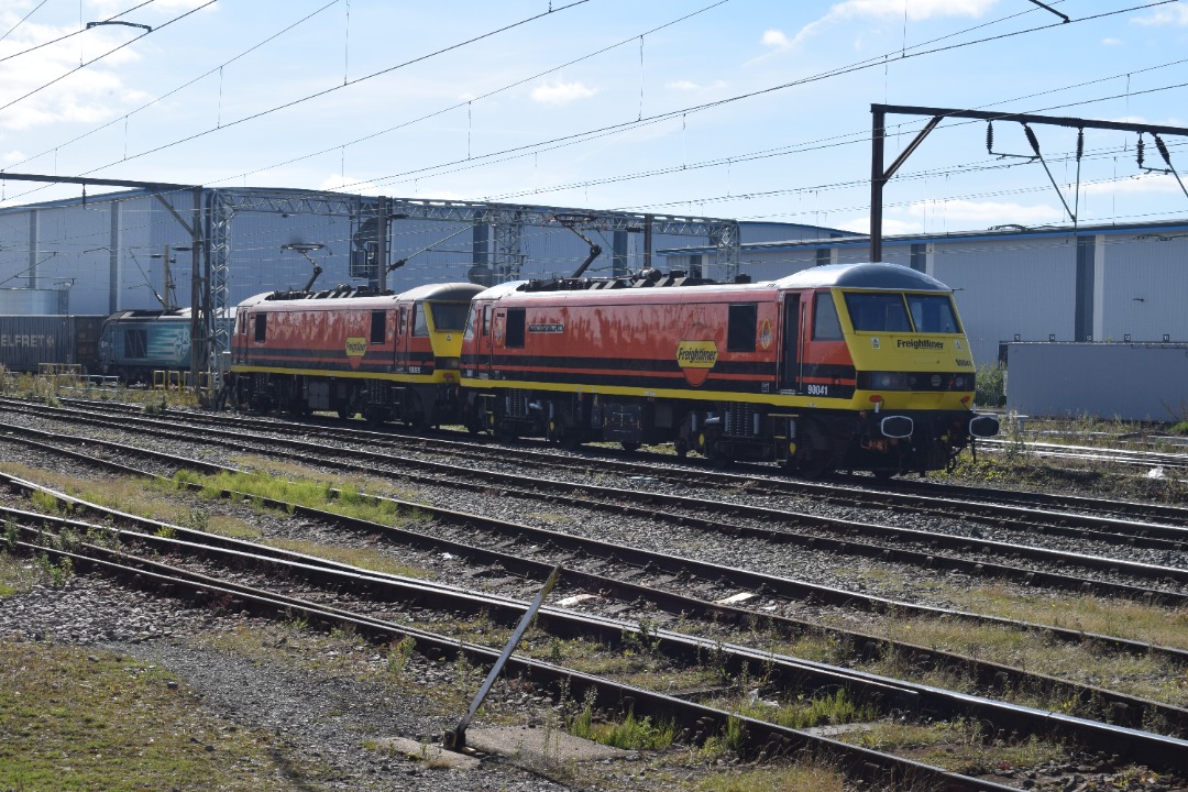 Hardley Distant on Train Siding: On Saturday 14th September 2024, I was lucky enough to be part of a tour of Crewe Basford Hall Yard courtesy of the Intercity
Railway...