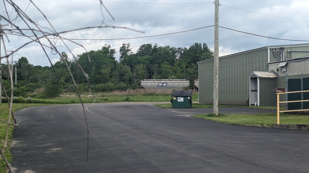 CaptnRetro on Train Siding: Hoppers on the "pro-sil" siding here in Arcade. Potash cars stored here, though usually tanks, to add to northbound trains
after their...