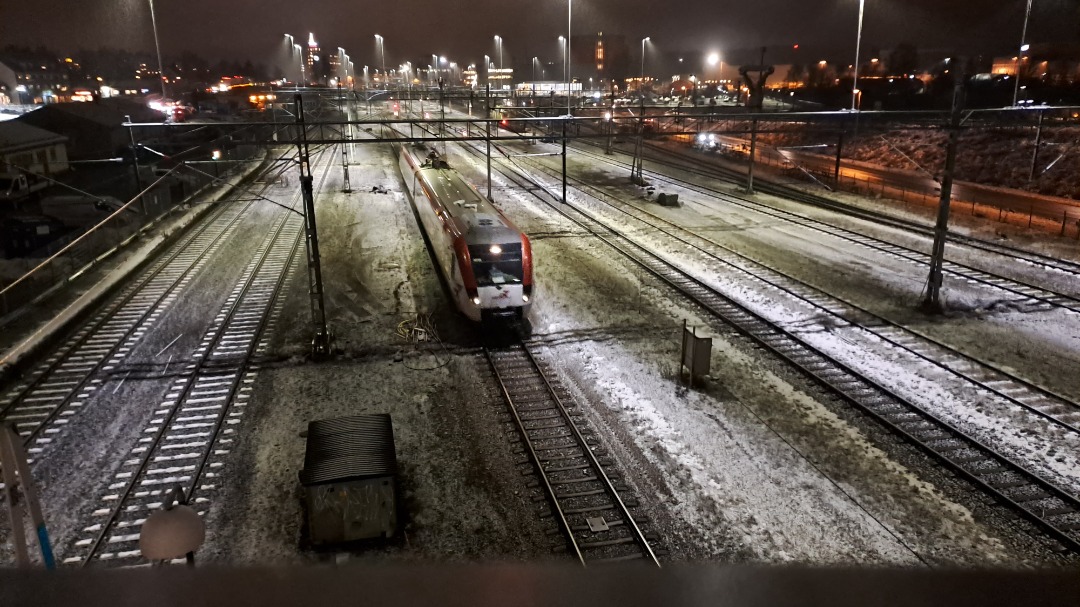 Grasshopper Without Grass on Train Siding: Last day of trains before they started replacing the catenary gantries in Ludvika.