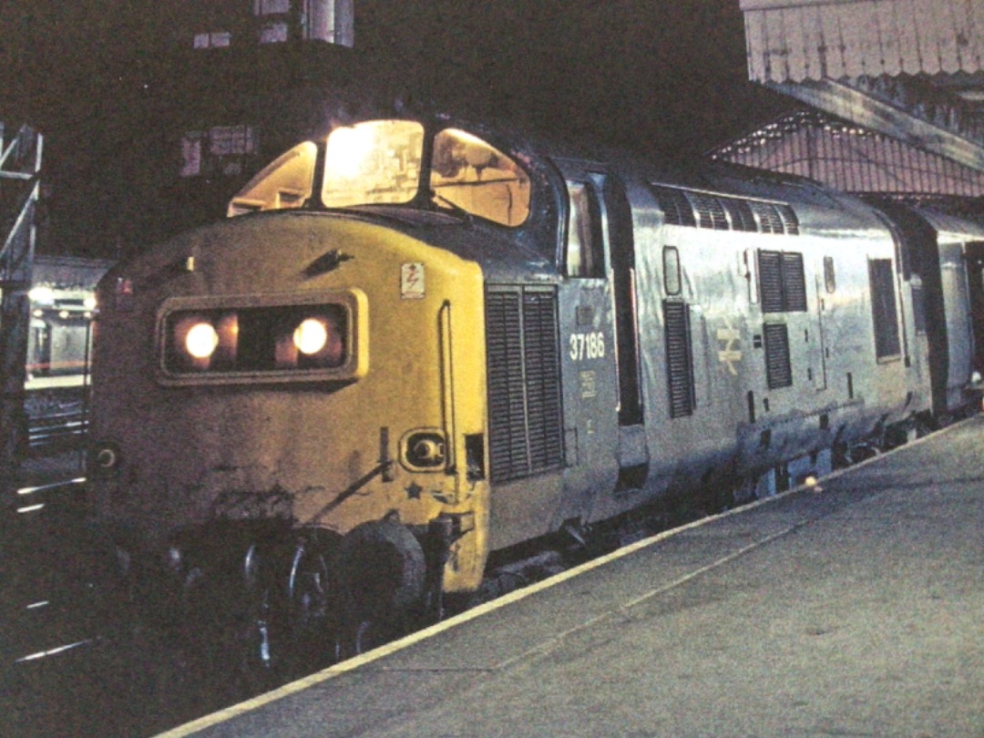 Alex Coomber on Train Siding: A Class 37. 37186 at Bristol Temple Meads with a Parcels Service from Swansea on 15th April 1978.