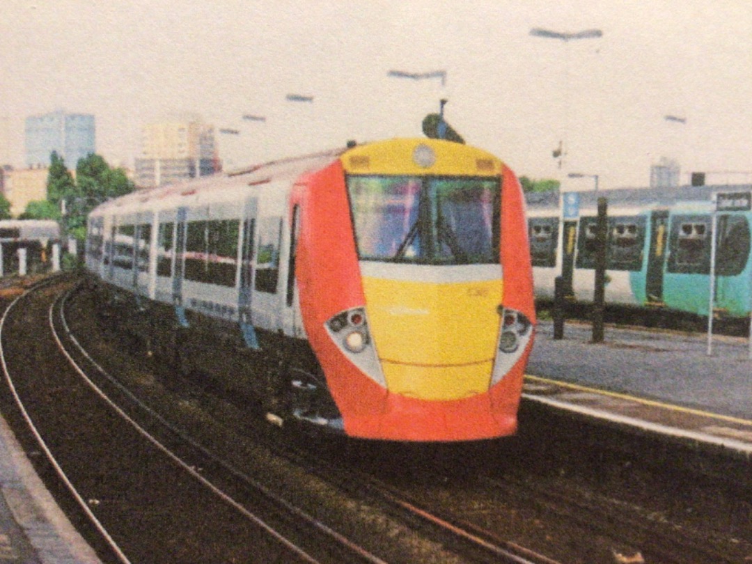 Alex Coomber on Train Siding: A Class 460 8GAT. 8 units were built in 1999-2001 exclusively for the Gatwick Express Service until they were withdrawn in 2012.
They...