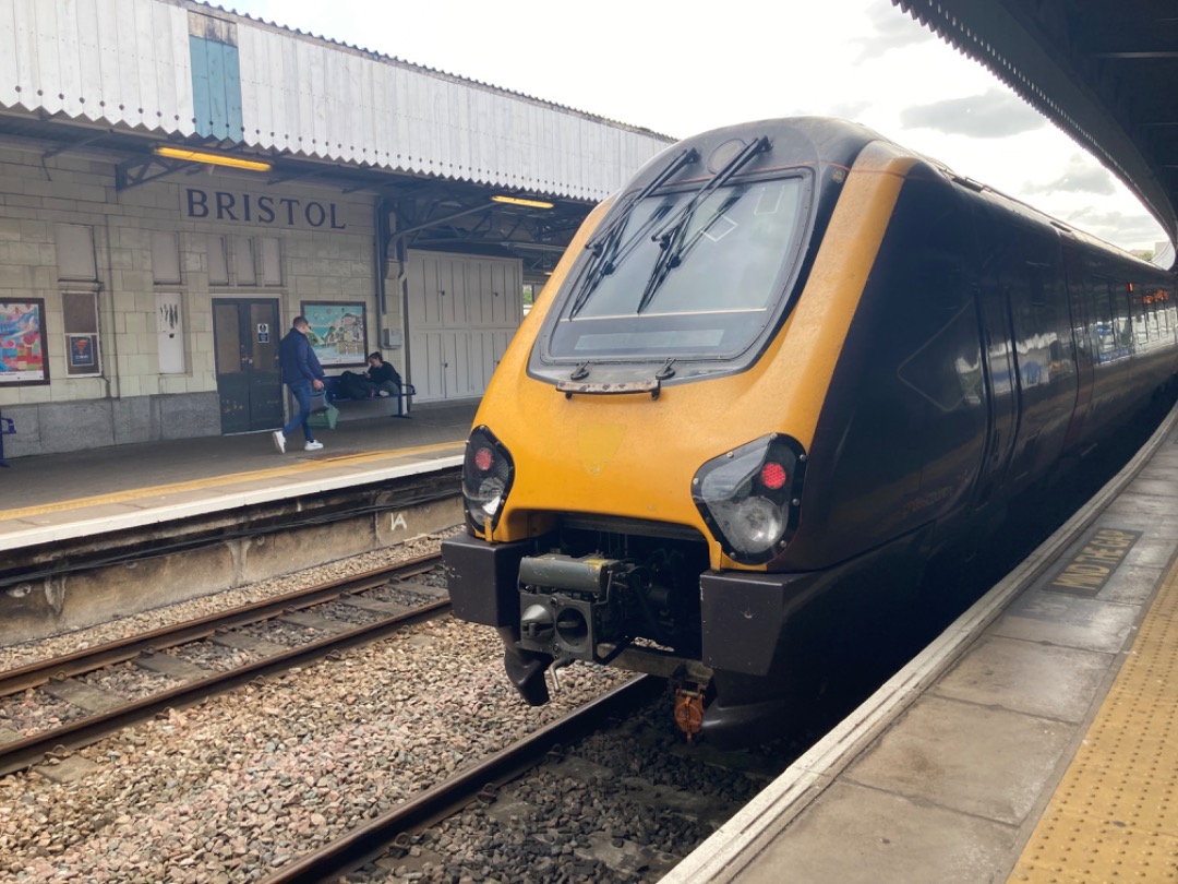 Theo555 on Train Siding: Plenty to mention from todays Trip, was definitely a fun day out at Bristol Temple Meads apart from missing my chance to ride a XC HST
which...