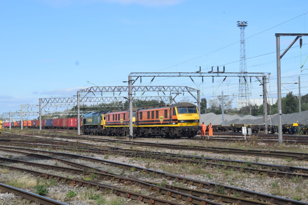 Hardley Distant on Train Siding: On Saturday 14th September 2024, I was lucky enough to be part of a tour of Crewe Basford Hall Yard courtesy of the Intercity
Railway...