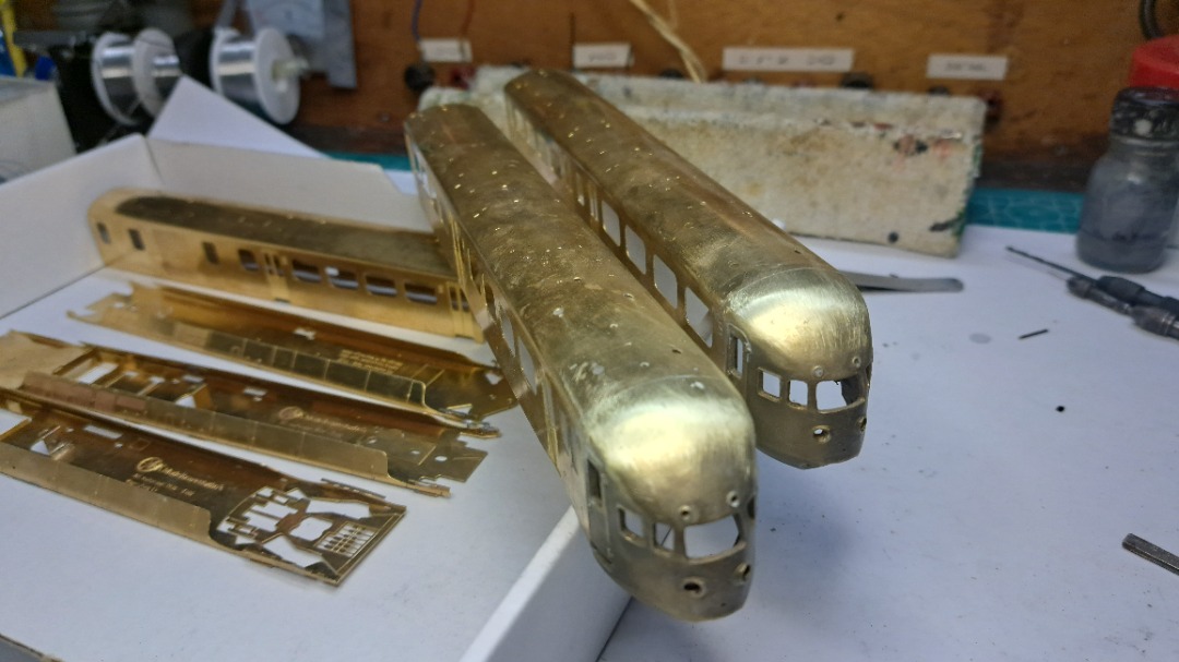 jllegierse, Jan on Train Siding: #modelrailway #h0scale #electric BBC pantograaf voor MAT 36, zelfbouwkit van mkmodelbouwstudio.