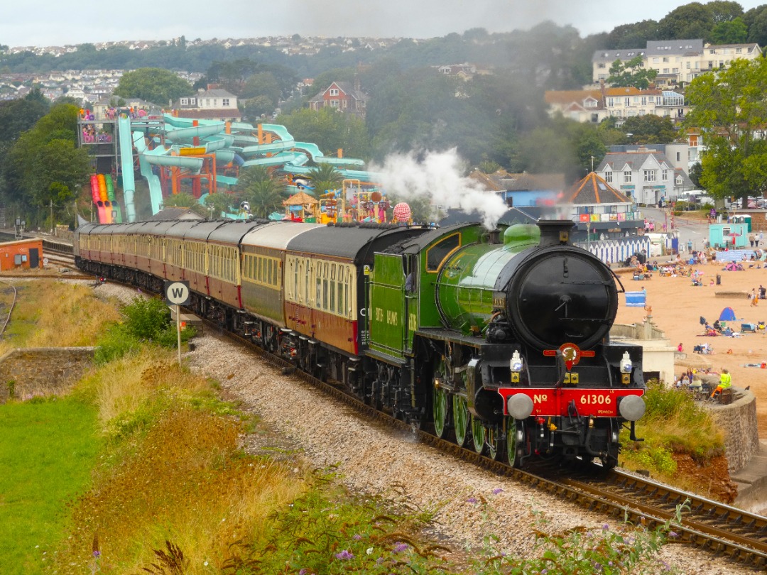 Jacobs Train Videos on Train Siding: #61306 'Mayflower' is seen powering up Goodrington Bank working a railtour from Poole to Kingswear having joined
at Taunton