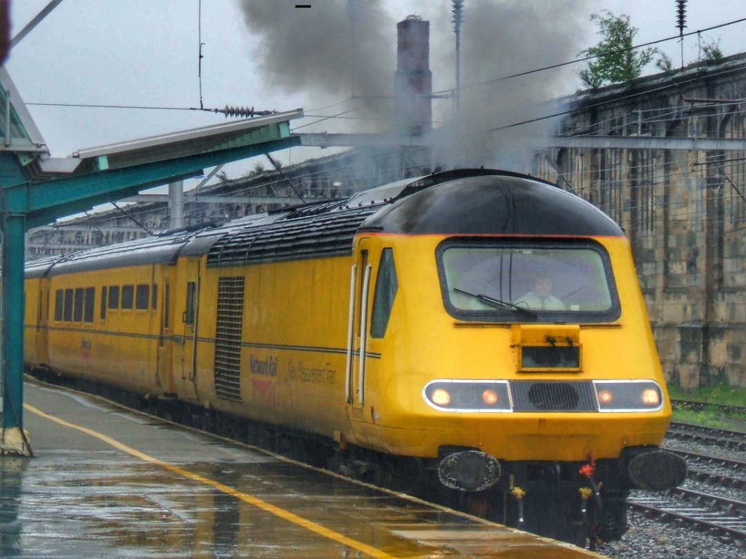 The Jamster on Train Siding: Network Rail 43013 clears its throat while departing Carlisle with the New Measurement Train. 16/05/07