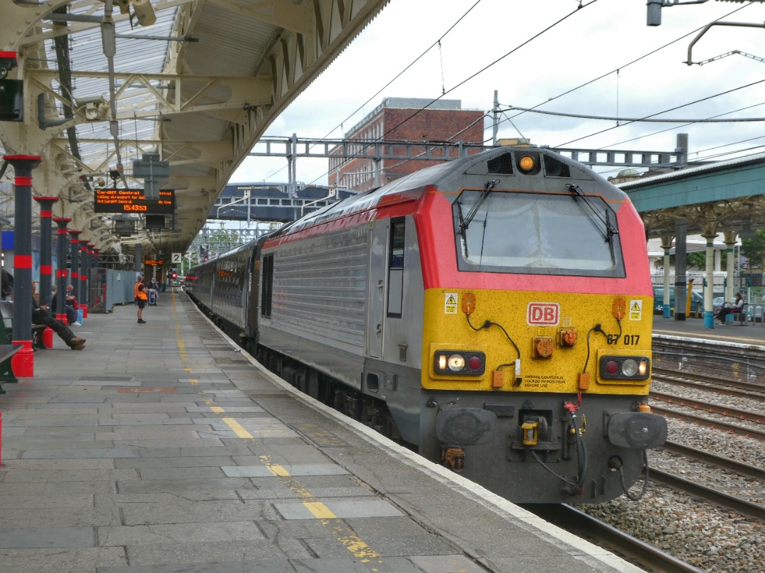 The Jamster on Train Siding: DB Cargo UK 67017 departs Newport with 1V42 1230 Manchester Piccadilly to Cardiff Central. 07/08/24