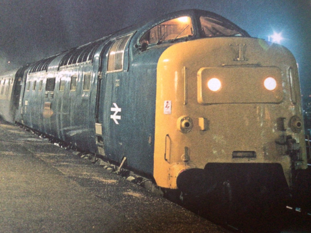 Alex Coomber on Train Siding: A Class 55 Deltic. 55012 Crepello waits at York with the 22:15 PM Sleeper Train from London Kings Cross to Aberdeen on 4th
February 1978.