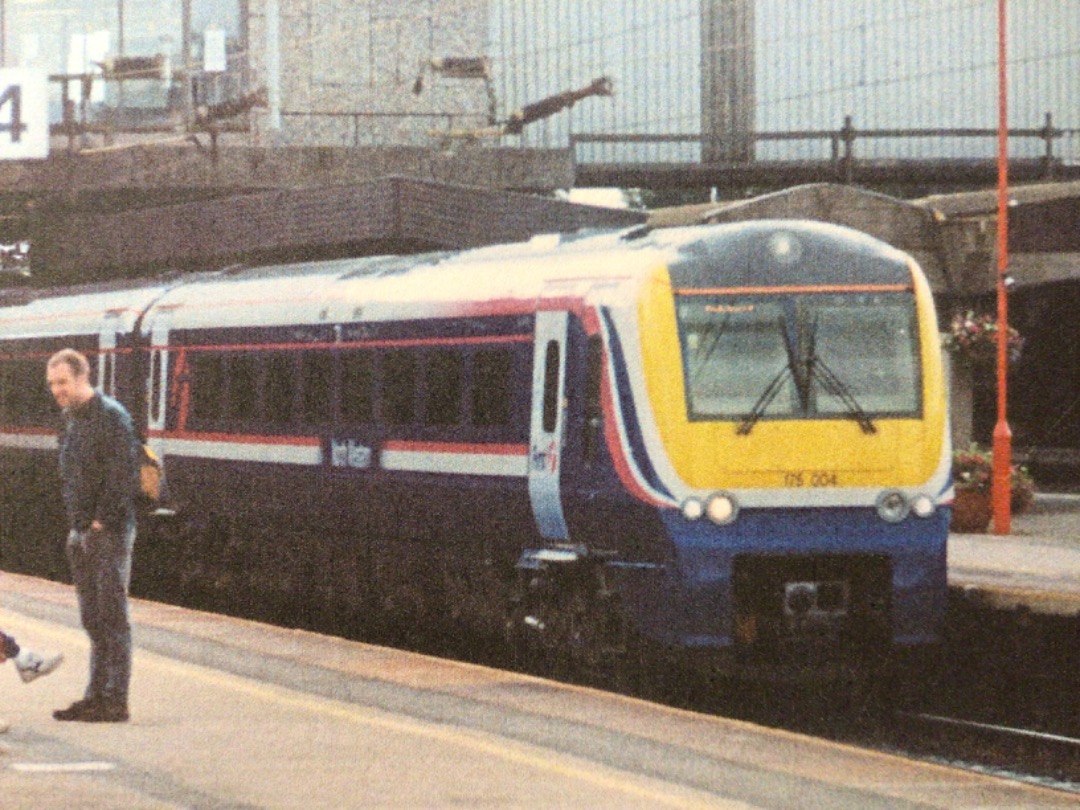 Alex Coomber on Train Siding: A Class 175. No. 175004 was built by Alstom at Washwood Heath in 1999 and 2001 and sporting First North Western Livery. No. 175004
pauses...