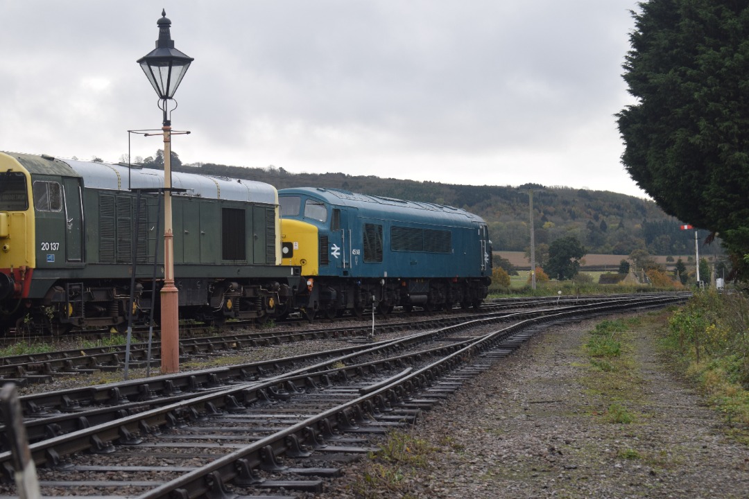 Hardley Distant on Train Siding: HERITAGE: On Tuesday 29th October I took a trip down to Gloucestershire to visit the Gloucestershire & Warwickshire
Railway.