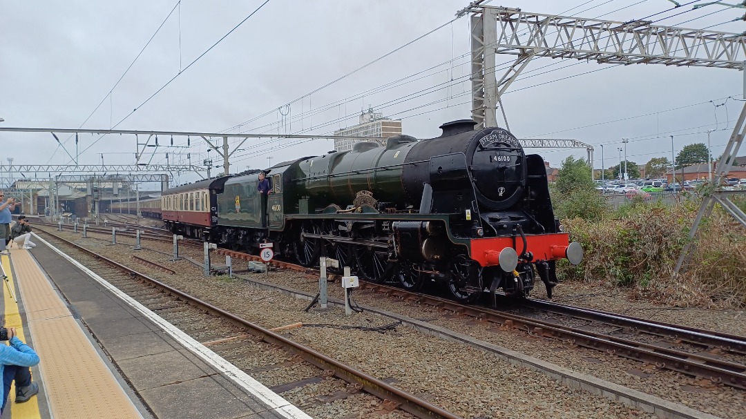 James Taylor on Train Siding: Royal Scot at crewe Station heading to Chester Station on the 8/8/24 https://youtube.com/@jamestaylortrains?si=zbDQPEeQwEGoSFsx