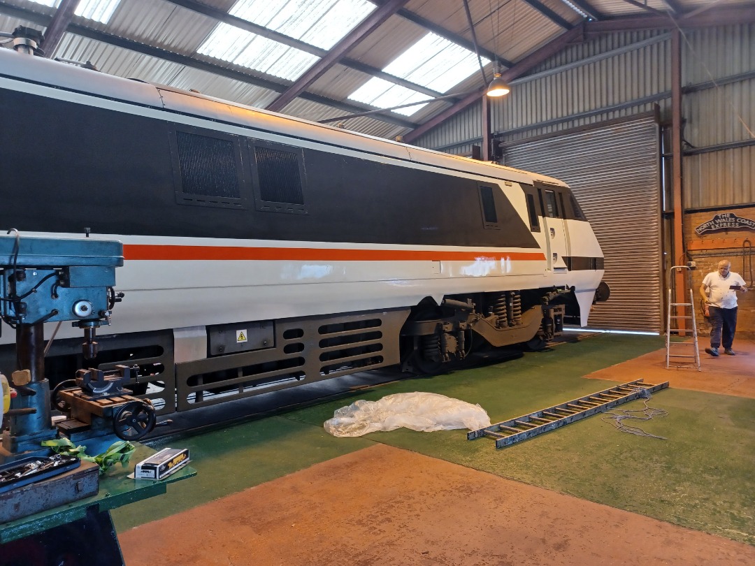 Trainnut on Train Siding: #photo #train #electric #depot #Crewehc 91020 at the Crewe Heritage Centre getting Intercity livery applied.