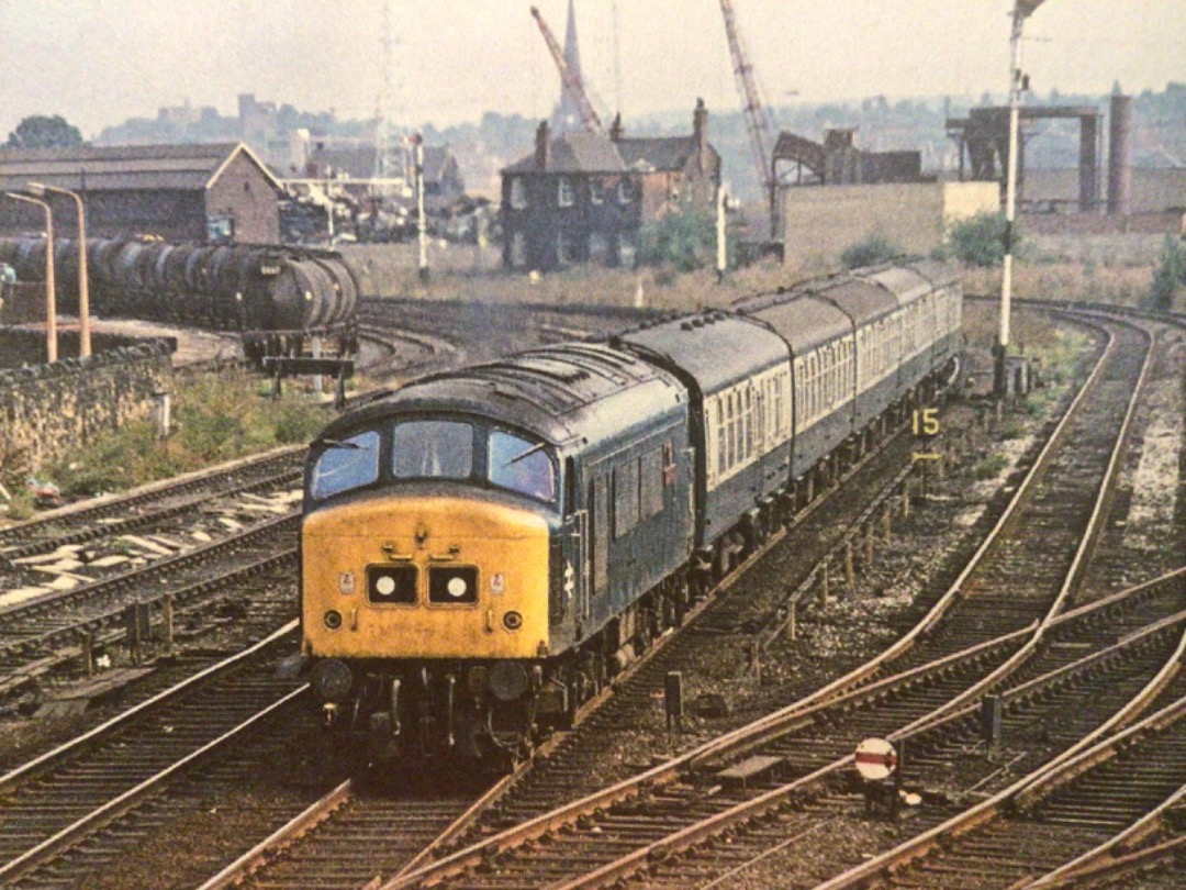 Alex Coomber on Train Siding: A Class 45. 45137 The Bedfordshire and Hertfordshire Regiment passes Holmes Junction on 16th September 1977.