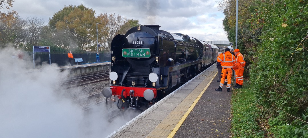 andrew1308 on Train Siding: Here are a few pictures take today at Headcorn station of 35028 Clan Line with the RailAid special