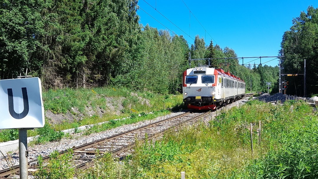 Train Siding in an online community for all railway enthusiasts, trainspotters and railway modellers from around the world.