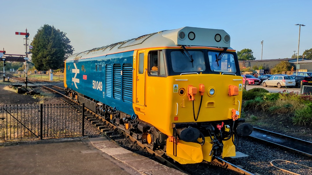 kieran harrod on Train Siding: Hoover treasures of the SVR, collection of photos of class 50s running at the SVR autumn diesel gala at Kidderminster last
weekend....