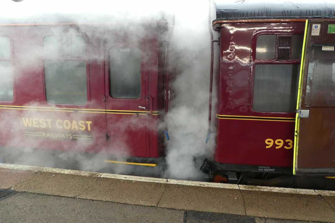 Saskia de Werk on Train Siding: Amazing trip through Scotland #Glenfinnan #black5 #trainspotting #train #steam #viaduct #Jacobite #HarryPotter