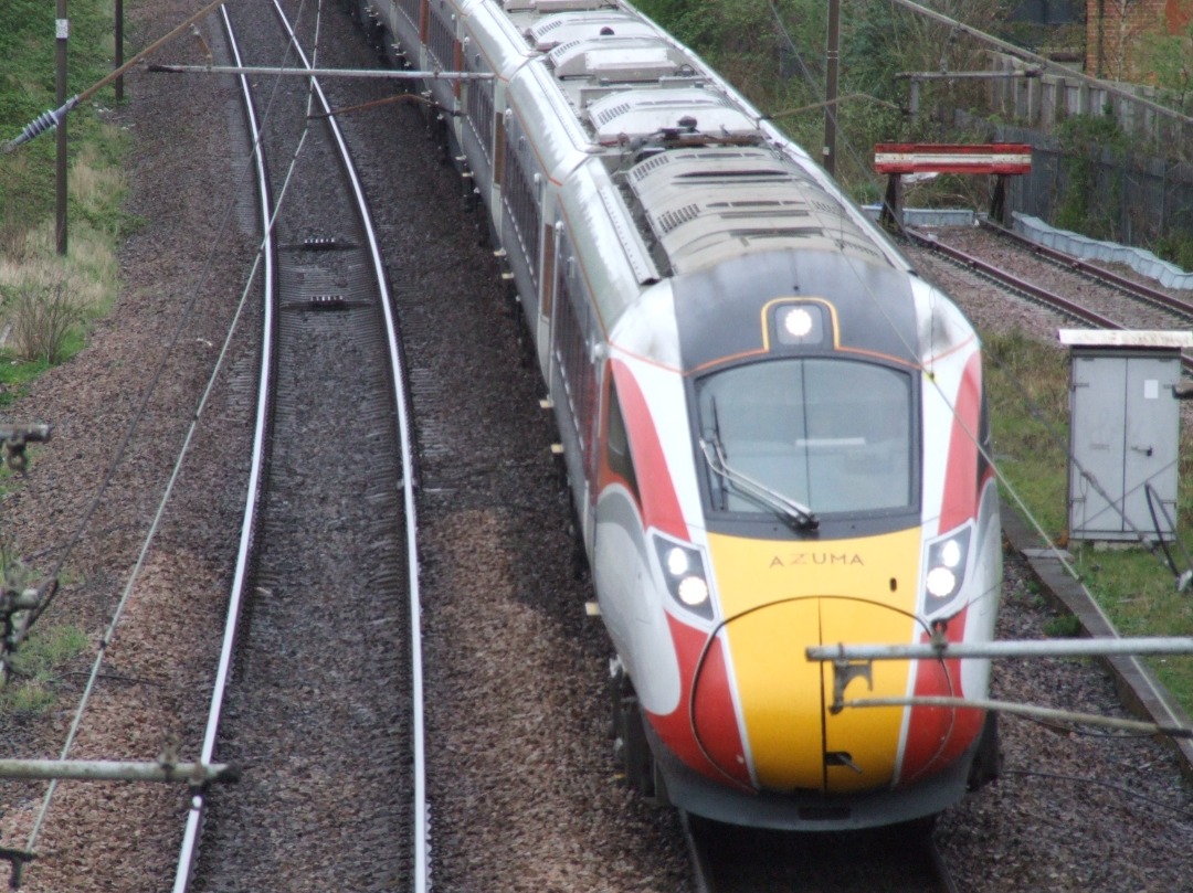 Jack Palmer on Train Siding: An unidentified Class 801 approches Haughton Road Railway Bridge, upon arrival to Darlington. While working 1E04 07:00 Edinburgh to
London...