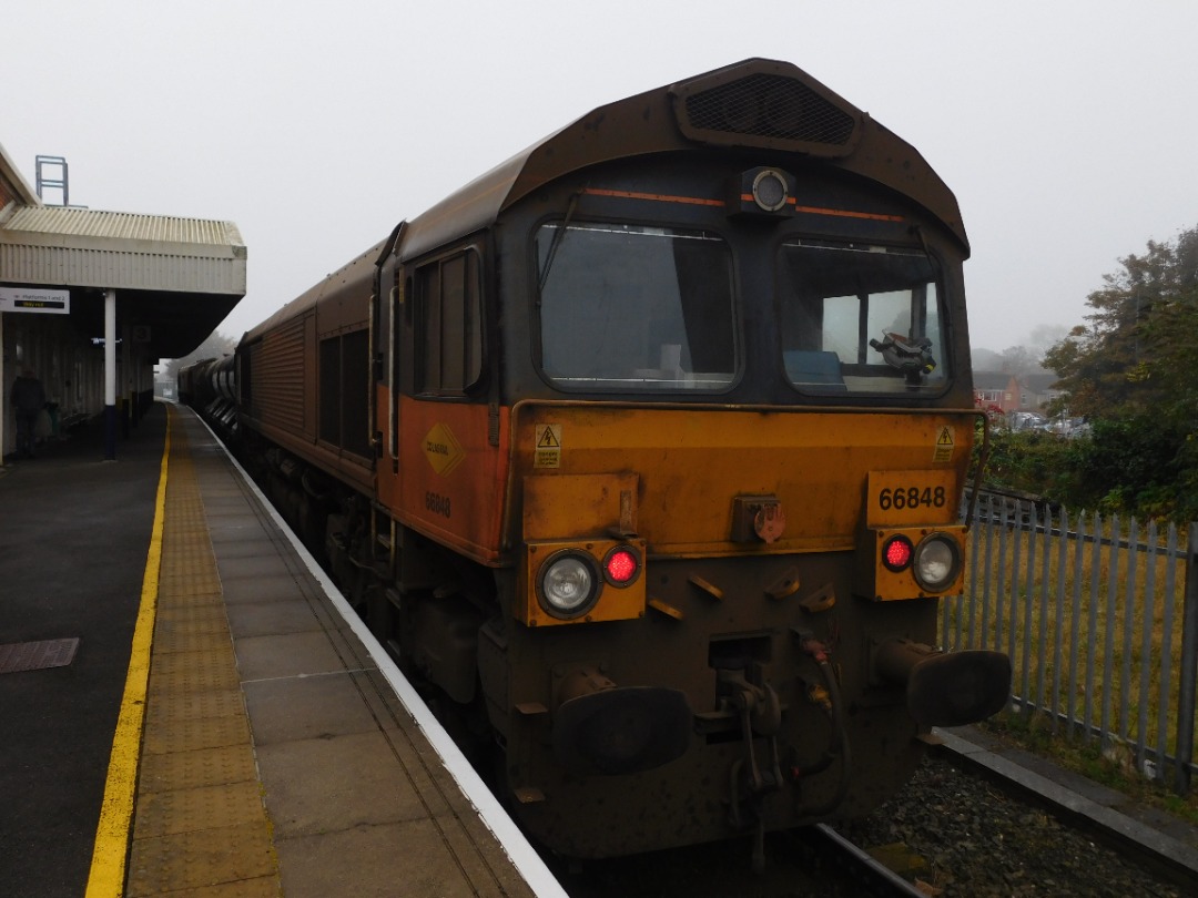 Transport in N-E Lincolnshire on Train Siding: #trainspotting #train #diesel #station #crossing #junction #lineside #photo