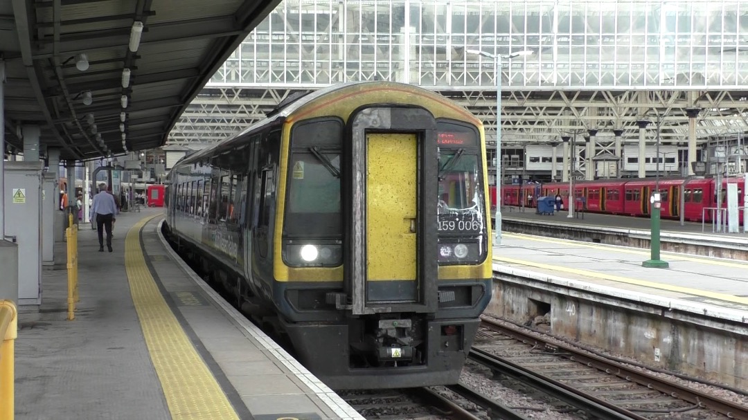 Markh1815 on Train Siding: SW Railway Class 159 DMU at London Waterloo. The unit carried 2 liveries in each 4 car set, this is the dark blue/cream at front
end.