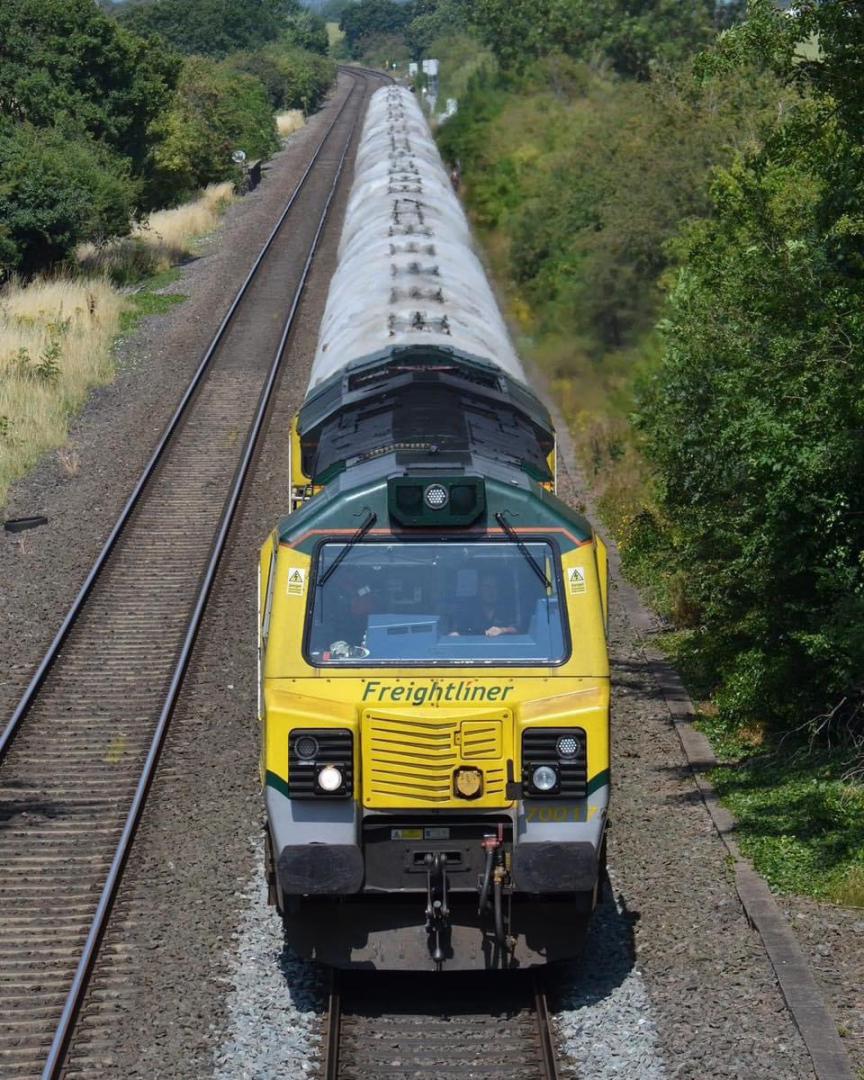 Inter City Railway Society on Train Siding: 70017 passing Wigginton north of Tamworth with the 6G65 Earles -Walsall cement