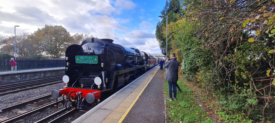 andrew1308 on Train Siding: Here are a few pictures take today at Headcorn station of 35028 Clan Line with the RailAid special