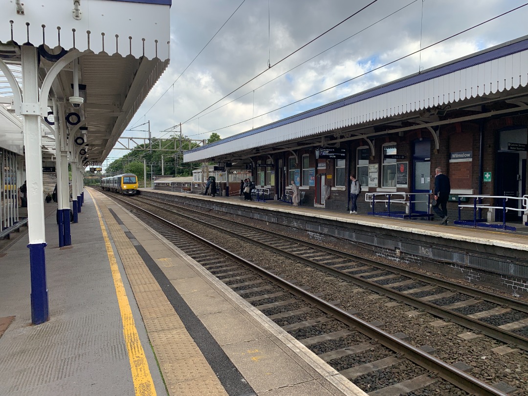 Chris Pindar on Train Siding: This Wednesday's light engine at East Didsbury was 57308 (again!). Also a few from Wilmslow on the way south too.