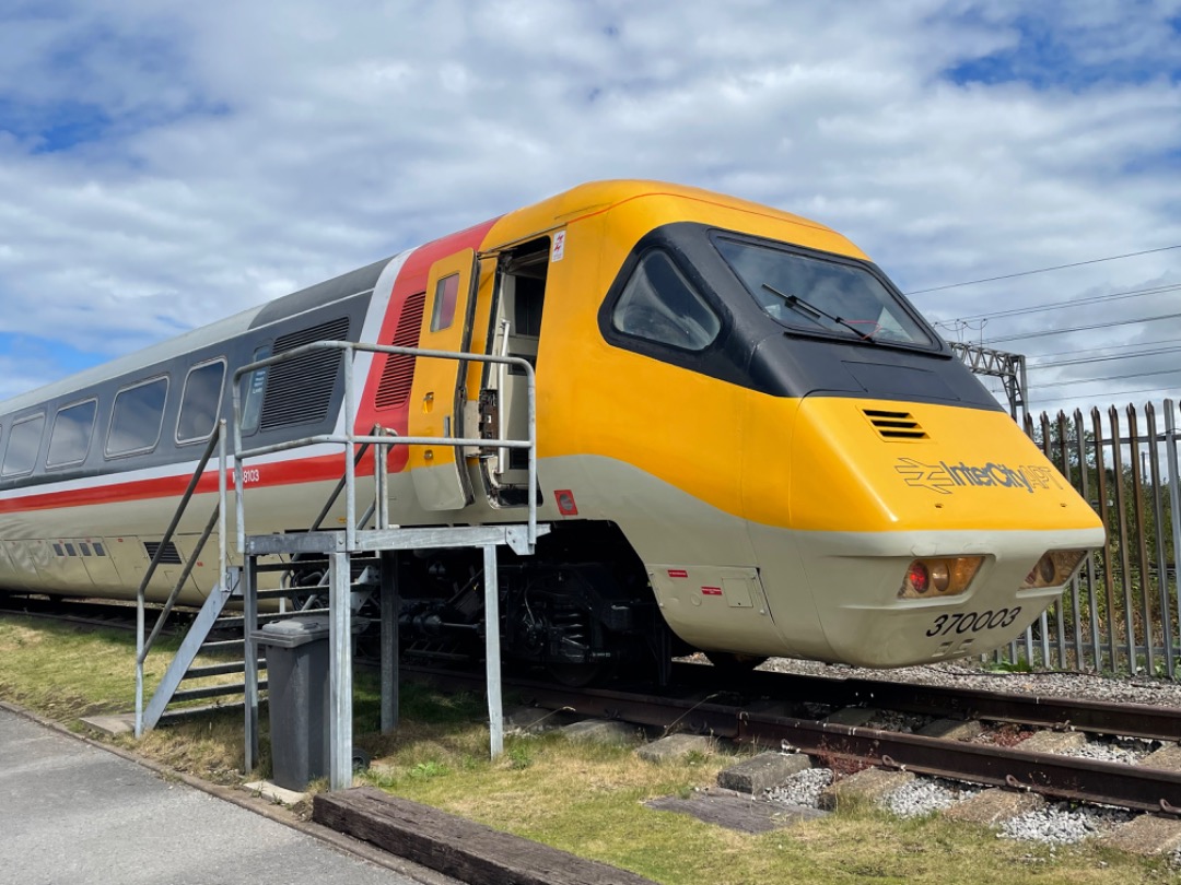 Andrea Worringer on Train Siding: The fabulous APT in all her glory at Crewe Heritage Centre featuring my @On_The_Rails APT shirt