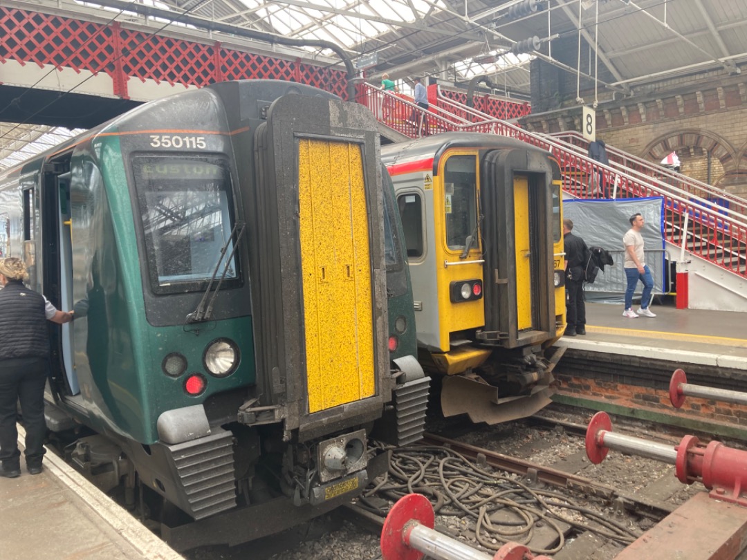 Theo555 on Train Siding: Some more pics from my Manchester trip, caught a Transpennine Express (TPE) train for the first time! Which was a Nova 2, Class 397.
Went to...