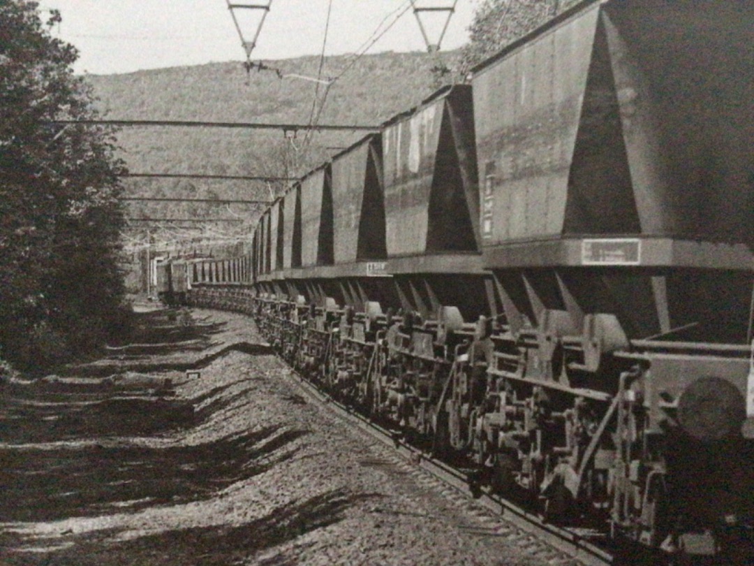 Alex Coomber on Train Siding: A Pair of Class 76s. Nos 76011 and 76014 passes Wharncliffe Woods with MGRs for Fiddlers Ferry Power Station on 1st June 1977.