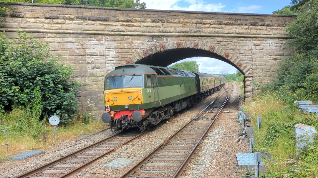 kieran harrod on Train Siding: GWR Club Castle 7029 steam loco around West Yorkshire yesterday at Moorthorpe + Church Fenton on a charter service from
Birmingham to...