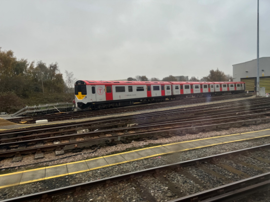 k unsworth on Train Siding: Drive by at Birkenhead North this afternoon... Class 230 D-Train .....The units are converted from old London Underground D78
Stock,...