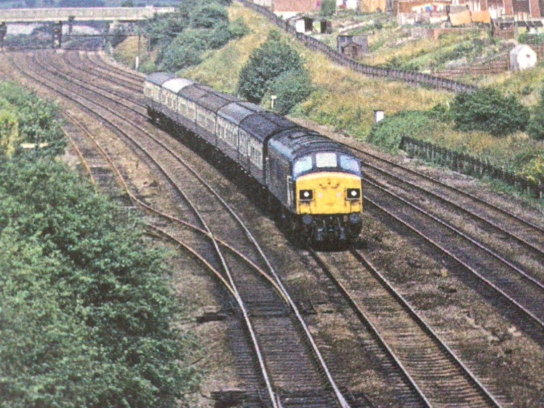 Alex Coomber on Train Siding: A Class 45. 45101 approaches Chesterfield with the 09:35 AM from Carlisle to Nottingham on 20th August 1977.