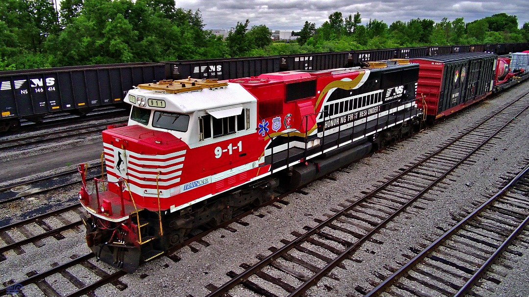 Randall Meadows on Train Siding: NS 9-1-1 is seen in Sandusky yard in Sandusky Ohio with the "Safety train" which helps train first responders on how
to respond to...