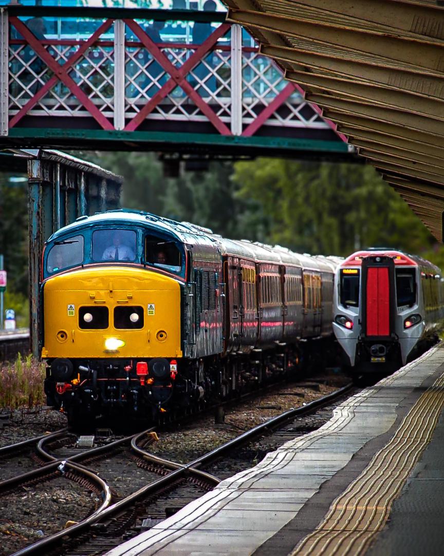 Logan Humphreys on Train Siding: Peak Performance 👊 | LSLs New Pride & Joy 45118 'The Royal Artilleryman' Seen Impressing The Enthusiast Crowds
In Chester Working A...