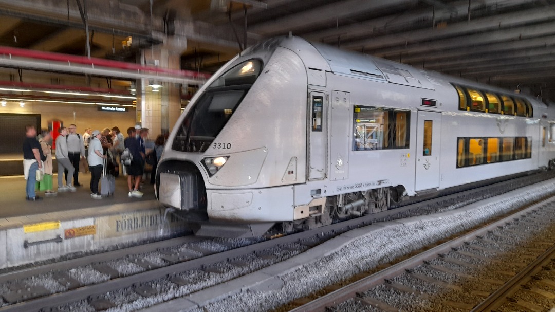 Grasshopper Without Grass on Train Siding: I just realised that I didn't post anything from my trip to Stockholm, so here's some photos.