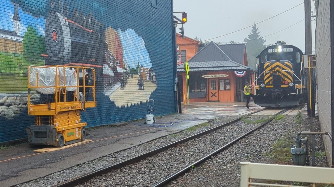 CaptnRetro on Train Siding: "Hometown Homage" - This mornings departure of Arcade & Attica No. 114 past a new/in progress mural across the street
from the depot....