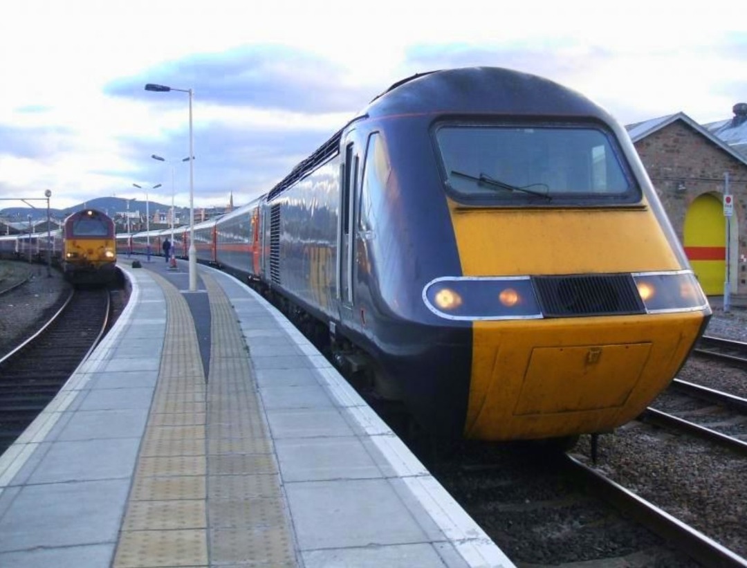 The Jamster on Train Siding: GNER 43105 waits to depart Inverness station for fuel and a wash after arriving with 1S15 1200 from London Kings Cross. EWS 67007
waits in...