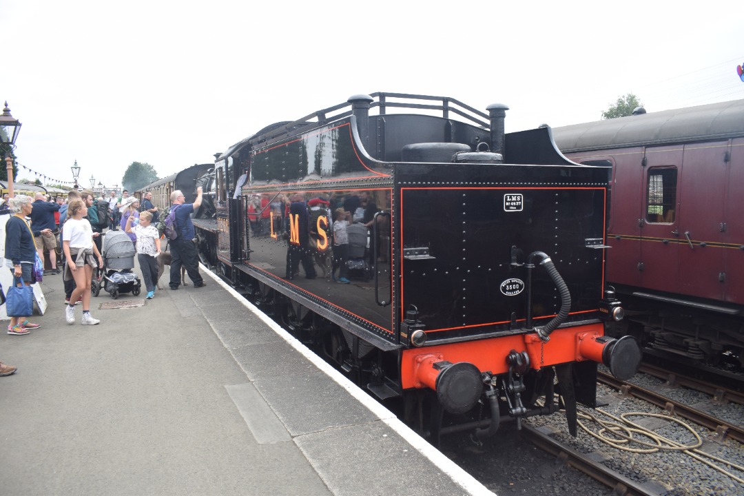 Hardley Distant on Train Siding: HERITAGE: On Saturday 31st August I paid a quick afternoon visit to the Severn Valley Railway taking a return journey from
Bridgnorth...